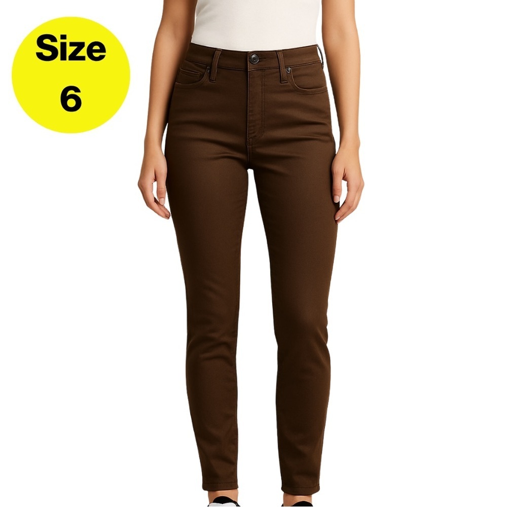 3/for $15 🍒 SIGNATURE STUDIO Brown Skinny Jeans 🤎 (Size 6)